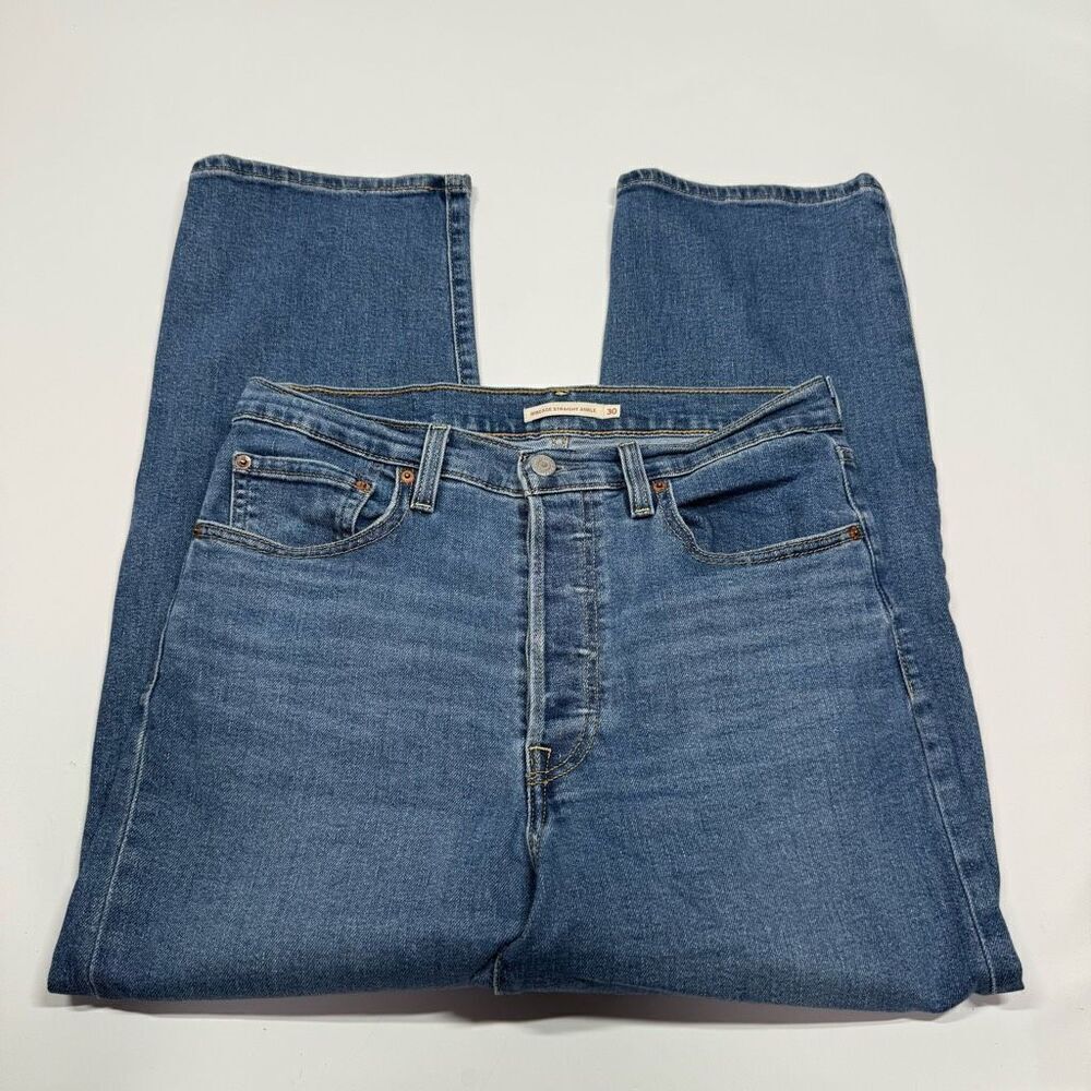 Levi’s ribcage straight ankle button fly Size 30
